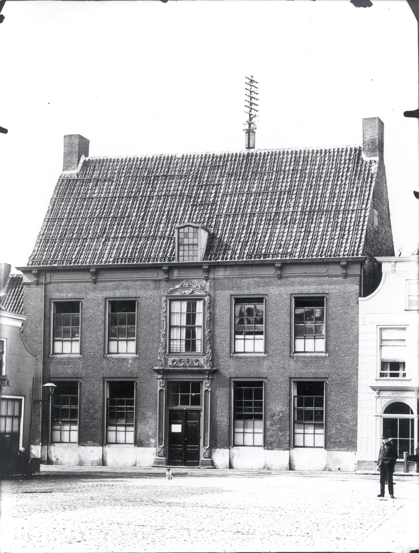 Wijngaardstraat 3 aan de Vlasmarkt, ca. 1900. 